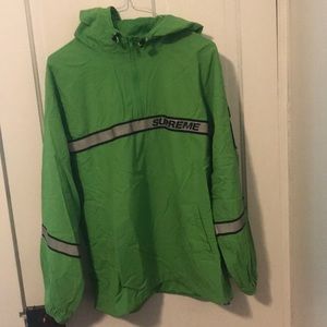 Supreme hooded Wind breaker XL
